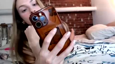 ivygrave online show from 09/13/25, 02:11