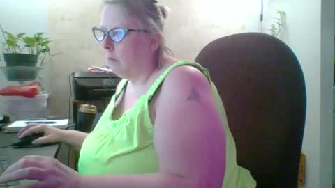 ivyjane3522 online show from 05/25/26, 07:31