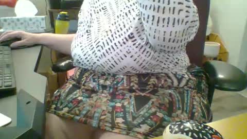 ivyjane3522 online show from 05/26/26, 04:03