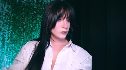 Miss Ivy online show from 02/09/25, 03:23