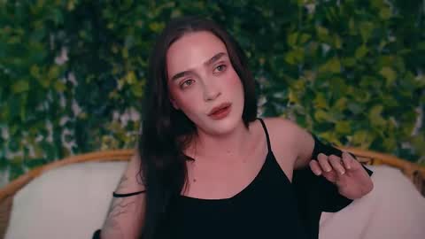 Miss Ivy online show from 11/20/25, 05:45