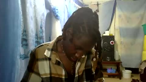 ivyk_ online show from 03/21/26, 06:33