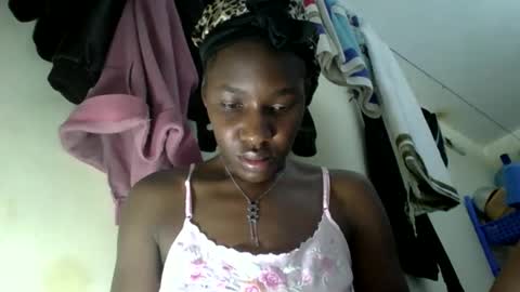 ivyk_ online show from 04/01/26, 03:40