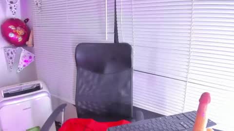 ivymilleer online show from 07/02/26, 03:23