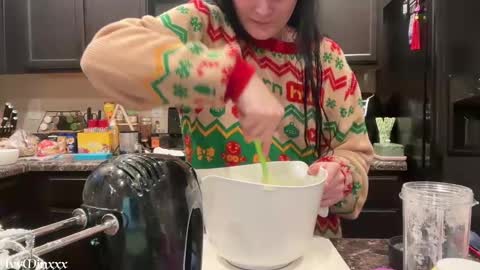 Snapshot of ivyminxxx chatting on 12/24/24, 10:49 Ivy Minxxx online show from 12/24/24, 10:49