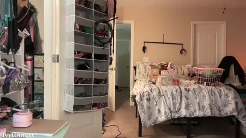 Snapshot of ivyminxxx chatting on 01/11/25, 03:55 Ivy Minxxx online show from 01/11/25, 03:55