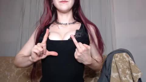 Ivy Rosie online show from 10/02/25, 01:56