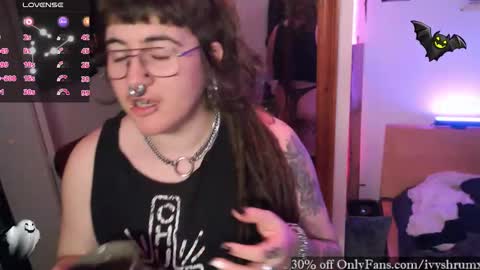 Ivy ShrumX online show from 12/19/25, 10:17