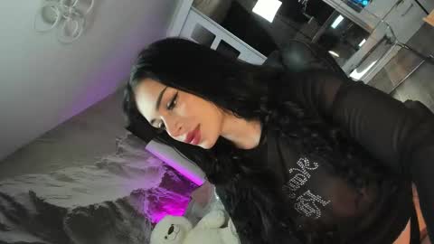 Ivy Belle online show from 01/17/26, 05:34