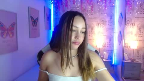 Snapshot of ivyy_crystal chatting on 03/11/25, 11:48 Ivy online show from 03/11/25, 11:48