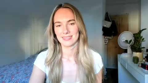 ivyyy1995 online show from 06/20/26, 06:54