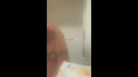 Snapshot of iwanttojackonyou chatting on 12/17/25, 01:06 iwanttojackonyou online show from 12/17/25, 01:06