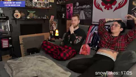 Snapshot of iwillbeyourmuse chatting on 01/05/25, 01:35 Muse hethey online show from 01/05/25, 01:35