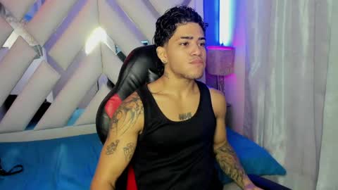 Snapshot of izaak_taylor7 chatting on 05/01/26, 12:43 izaack online show from 05/01/26, 12:43