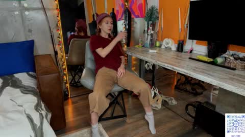 izi online show from 02/19/26, 04:47