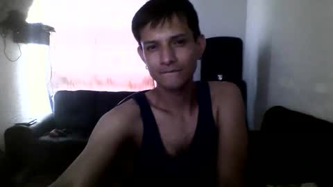 Snapshot of izmaelr chatting on 04/15/26, 07:58 Jonathan online show from 04/15/26, 07:58