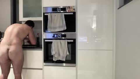 Izylduur online show from 01/17/26, 04:06