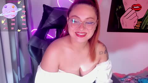 hot izys online show from 02/02/25, 09:23