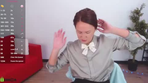 Queen of nylon  Victoria online show from 06/17/26, 05:21