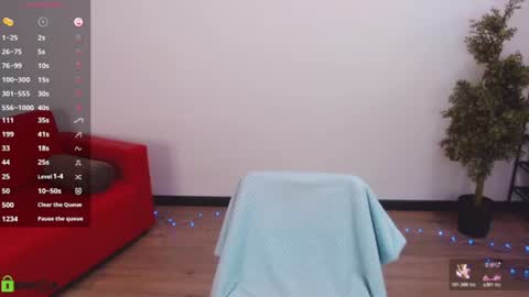 Queen of nylon  Victoria online show from 06/18/26, 05:41