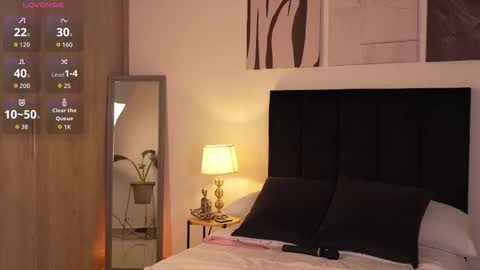 Izzy vega  online show from 03/24/26, 01:32