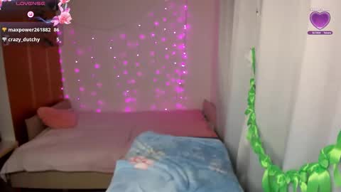  K A T E    I have great pvt hot shows with dildos shows in pantyhose I love to squirt fabulously online show from 04/23/26, 12:29