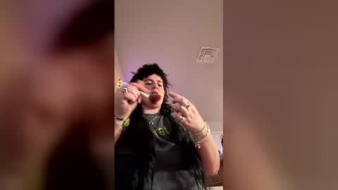 izzyishottttt online show from 02/23/26, 03:59