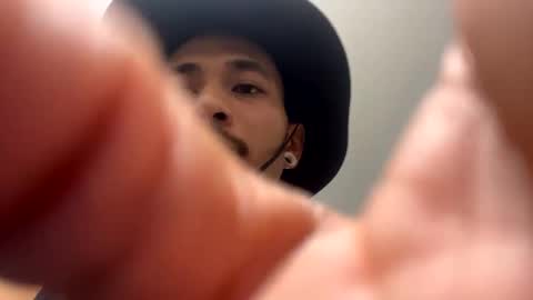 Snapshot of j0nnyk1ng chatting on 03/05/25, 12:27 Mugen online show from 03/05/25, 12:27