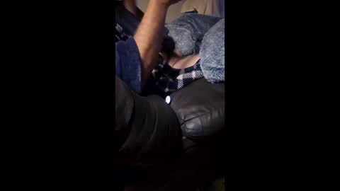 j1025402 online show from 12/14/25, 12:43