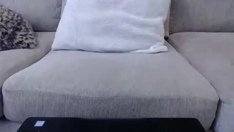 James online show from 04/12/26, 04:23