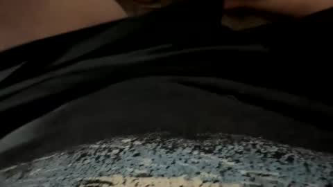 Snapshot of j789123 chatting on 02/21/25, 02:28 j789123 online show from 02/21/25, 02:28