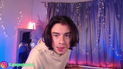 Hey im Jaxxxon check my info     online show from 09/10/25, 09:53