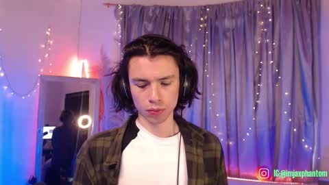 Hey im Jaxxxon check my info     online show from 09/26/25, 03:05