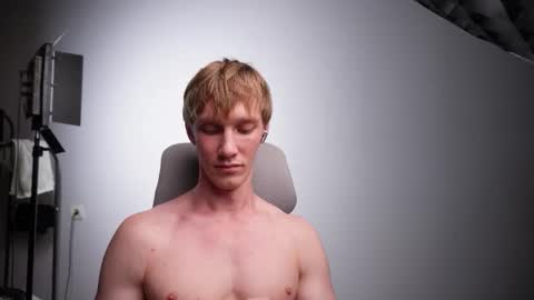 Danny online show from 11/18/25, 06:34