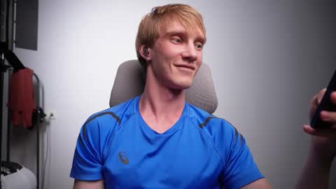 Danny online show from 11/21/25, 07:01