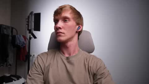 Danny online show from 11/22/25, 04:17