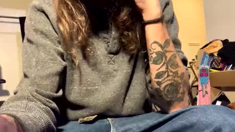 Snapshot of j_boogie_mane chatting on 11/24/25, 05:07 j boogie online show from 11/24/25, 05:07