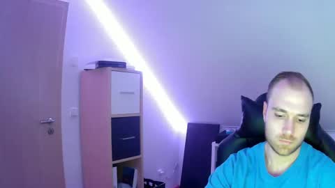 here4y online show from 01/23/25, 06:14