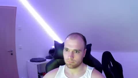 here4y online show from 02/10/26, 08:02