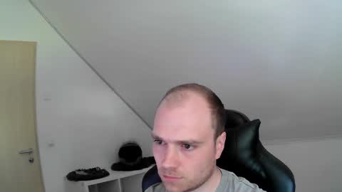 Snapshot of j_german783377 chatting on 04/29/26, 07:45 here4y online show from 04/29/26, 07:45