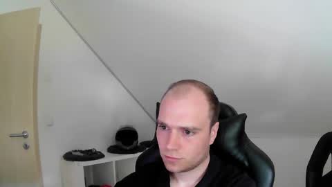 Snapshot of j_german783377 chatting on 05/04/26, 08:21 here4y online show from 05/04/26, 08:21