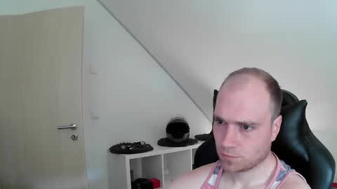 Snapshot of j_german783377 chatting on 05/23/26, 05:34 here4y online show from 05/23/26, 05:34
