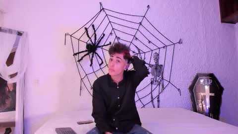 Snapshot of j_martony chatting on 10/11/25, 12:15 j_martony online show from 10/11/25, 12:15