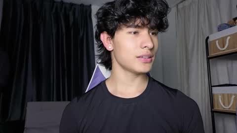 Snapshot of j_u_p_i_t_e_r chatting on 01/11/26, 11:10 Noah online show from 01/11/26, 11:10