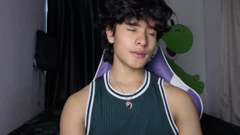 Snapshot of j_u_p_i_t_e_r chatting on 02/16/26, 10:28 Noah online show from 02/16/26, 10:28