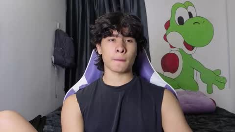 Snapshot of j_u_p_i_t_e_r chatting on 02/20/26, 11:27 Noah online show from 02/20/26, 11:27