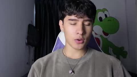 Snapshot of j_u_p_i_t_e_r chatting on 02/26/26, 10:42 Noah online show from 02/26/26, 10:42