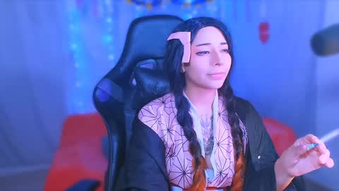 jade 18  online show from 01/08/25, 03:19