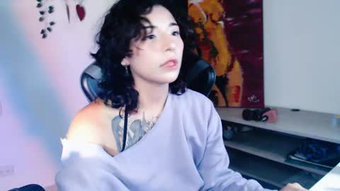 jade 18  online show from 05/04/26, 05:03
