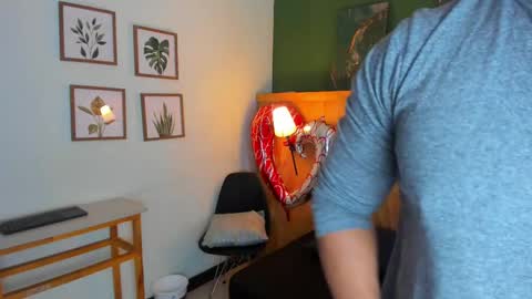 Snapshot of jabob_coper chatting on 03/10/25, 03:01 David online show from 03/10/25, 03:01